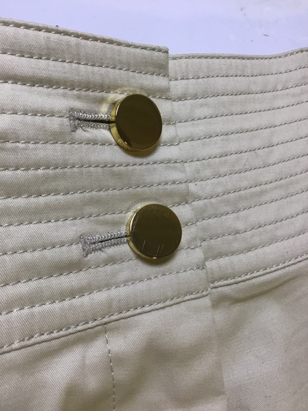 Tory Burch Cream High-Waist Ribbed Band Shorts with Gold Buttons - Picture 3 of 10